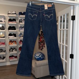 Women’s ~Levi’s Bootcut jeans 👖NWT!
